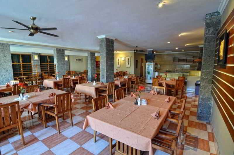 Rosani Hotel กูตา ภายนอก รูปภาพ