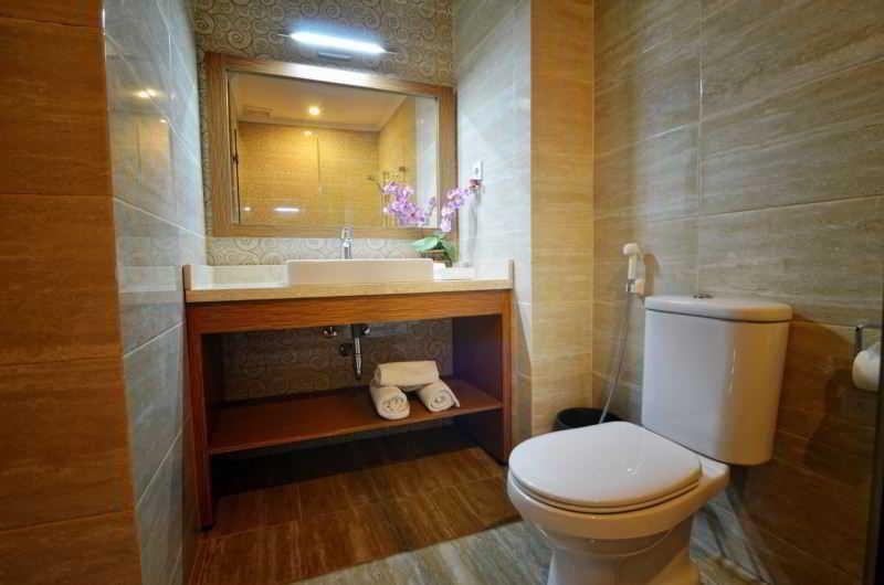 Rosani Hotel กูตา ภายนอก รูปภาพ
