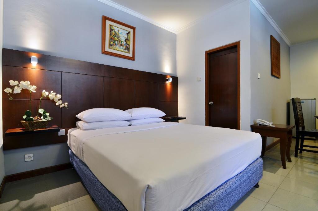 Rosani Hotel กูตา ภายนอก รูปภาพ