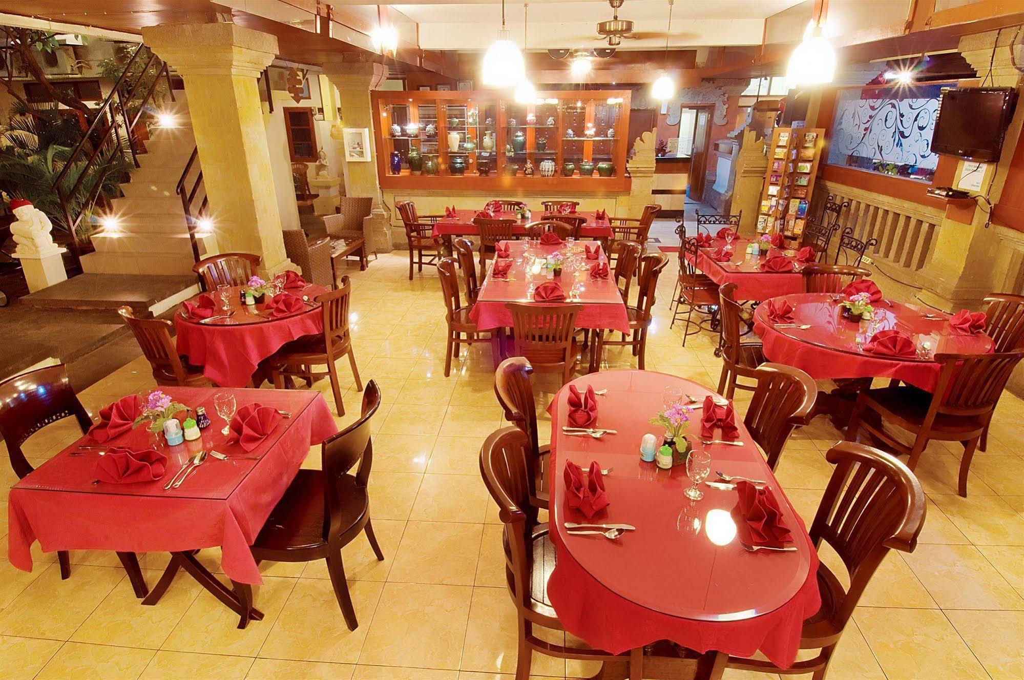 Rosani Hotel กูตา ภายนอก รูปภาพ